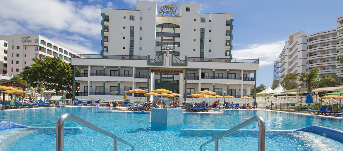 hotel green field piscina